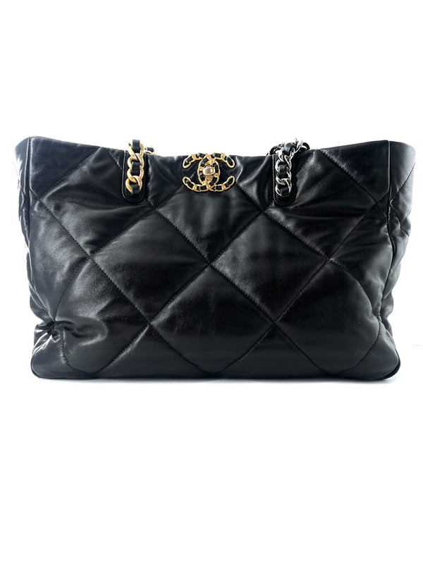 Chanel 19 Shopping Bag Quilted Leather Medium - image 1