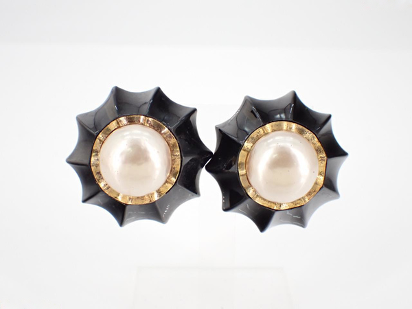 Chanel Vintage Earring Metal - image 1