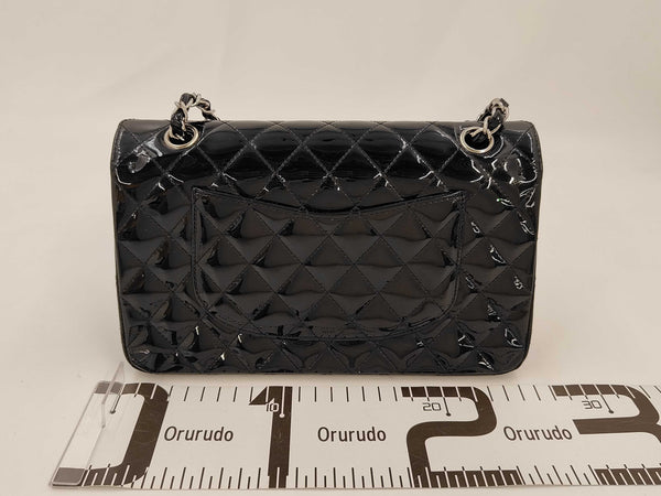 Chanel Timeless - Classic Double Flap Bag Quilted Lambskin Medium