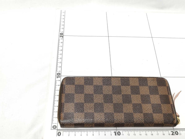 Louis Vuitton Zippy Wallet NM Damier