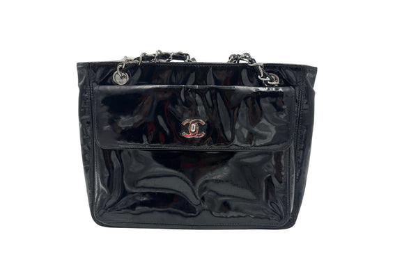 Chanel BLACK PATENT LEATHER HANDBAG diana Medium - image 1