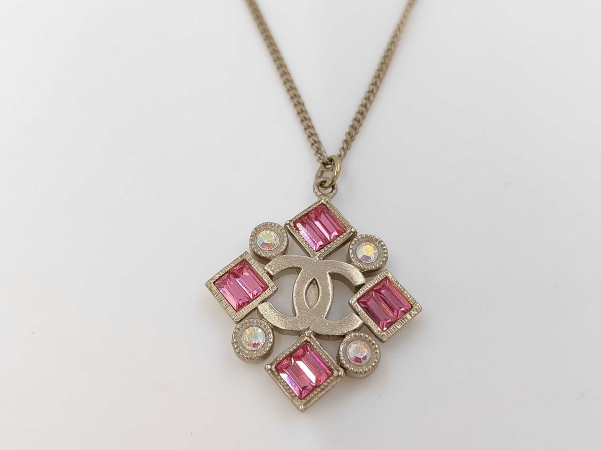Chanel CC No. 5 Pendant Necklace Metal with Resin medium - image 1