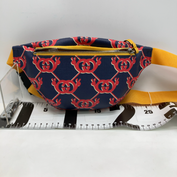 Gucci Gucci logo shoulder bag Canvas