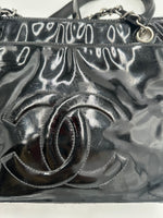 Chanel BLACK PATENT LEATHER HANDBAG diana Medium - image 6