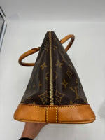 Louis Vuitton Alma Handbag Monogram Canvas MM - image 6
