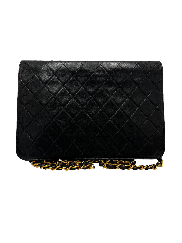 Chanel Chanel Matelassé Cuir Noir Black leather medium