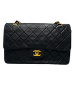 Chanel Vintage Classic Double Flap Bag Leather 25 - image 1