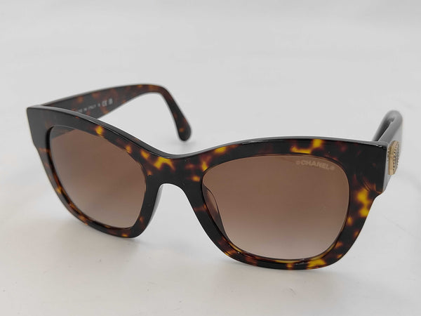 Chanel Logo CC Sunglasses Plastic - image 1