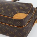 Louis Vuitton Nil Messenger Bag Monogram Canvas 28 - image 11