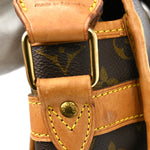Louis Vuitton Sac Gibeciere Messenger Bag Monogram Canvas GM - image 11