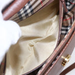 Burberry Vintage Shoulder Bag Leather - image 17