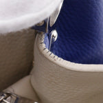 Louis Vuitton Capucines Bag Leather MM - image 8