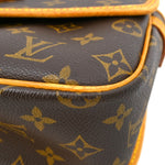 Louis Vuitton Sologne Handbag Monogram Canvas - image 8