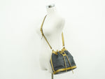 Celine Bucket sangle black and brown leather moyen - image 9