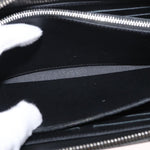 Louis Vuitton Zippy XL Taiga Leather - image 19