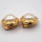 Chanel Vintage Round Clip-On Earrings Metal with Faux Pearl - image 13