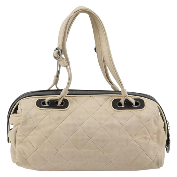 Chanel Matelassé Lambskin leather Medium