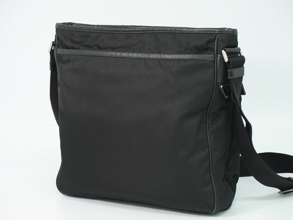 Prada Double Pocket Zip Messenger Tessuto Medium