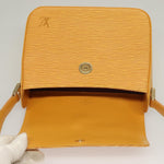 Louis Vuitton Buci Handbag Epi Leather - image 20