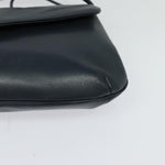Givenchy Vintage 4G shoulder bag Leather - image 9