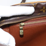 Louis Vuitton Nil Messenger Bag Monogram Canvas 28 - image 16
