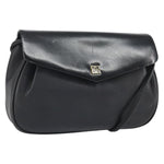 Givenchy Vintage 4G shoulder bag Leather - image 18