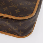 Louis Vuitton Bosphore Messenger Bag Monogram Canvas GM - image 9