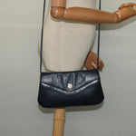 Givenchy Vintage 4G shoulder bag Leather - image 13