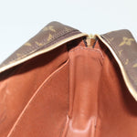 Louis Vuitton Compiegne Canvas 28 - image 16