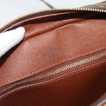 Louis Vuitton Nil Messenger Bag Monogram Canvas 28 - image 7