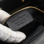 Salvatore Ferragamo Vala Chain Shoulder bag Leather - image 7