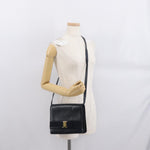 Salvatore Ferragamo Vala Shoulder Bag Leather - image 13