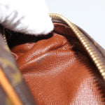 Louis Vuitton Nil Messenger Bag Monogram Canvas 28 - image 8