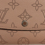 Louis Vuitton Iris Wallet Mahina Leather - image 15