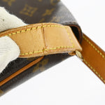 Louis Vuitton Musette Handbag Monogram Canvas medium - image 9