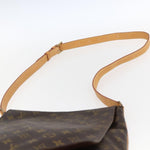 Louis Vuitton Musette Handbag Monogram Canvas medium - image 18