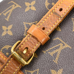 Louis Vuitton Bucket Bag Monogram Canvas GM - image 12