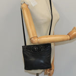 Fendi Vintage shoulderbag Leather - image 13