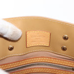 Louis Vuitton Reade Handbag Monogram Vernis PM - image 6