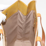 Louis Vuitton Reade Handbag Monogram Vernis MM - image 20