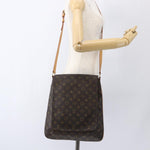 Louis Vuitton Musette Handbag Monogram Canvas medium - image 15