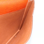 Louis Vuitton Porte-Documents Senateur Bag Epi Leather - image 17