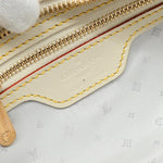 Louis Vuitton Suhali L'Epanoui Handbag Leather PM - image 4