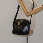 Salvatore Ferragamo Vara Bow camera Shoulder Bag Leather - image 13