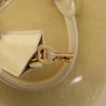 Louis Vuitton Alma Handbag Patent Leather - image 18