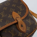 Louis Vuitton Sac Gibeciere Messenger Bag Monogram Canvas MM - image 18