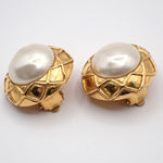 Chanel Vintage Round Clip-On Earrings Metal with Faux Pearl - image 9
