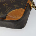 Louis Vuitton Marly Dragonne Clutch Monogram Canvas GM - image 10