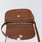 Burberry Vintage Shoulder Bag Leather - image 16