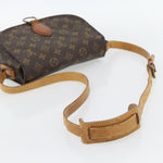 Louis Vuitton Saint Cloud Handbag Monogram Canvas GM - image 7
